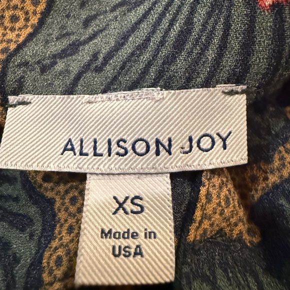 Allison Joy. Faux Wrap Floral Blouse. Size XS. - Picture 9 of 11